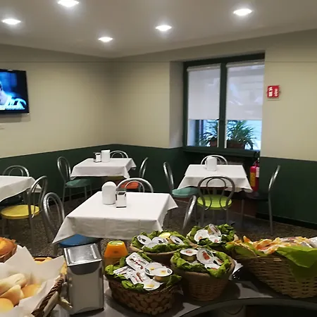 아사로티 3* 제노바