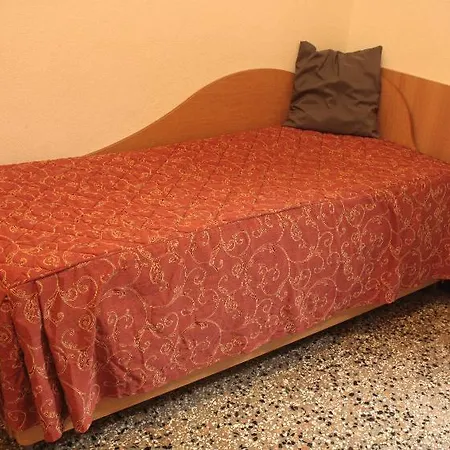 Отель Assarotti Генуя