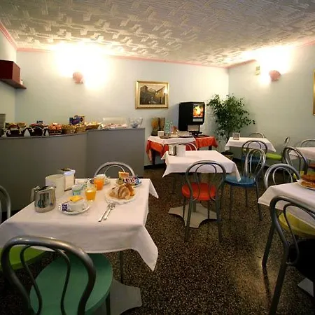 Assarotti 3* Генуя